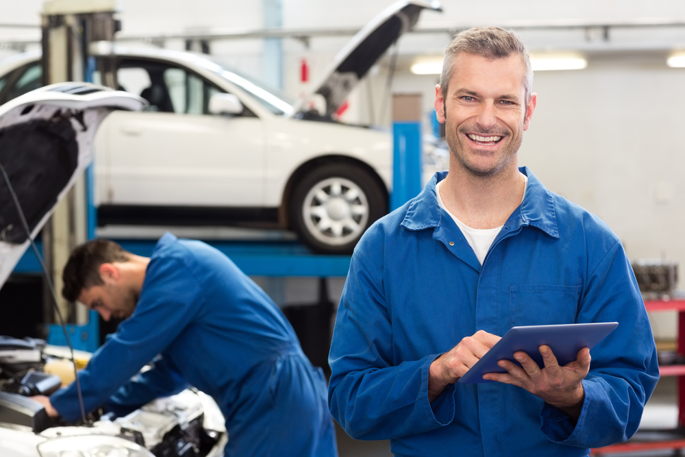 Top 4 Tips for Repairing Your Car After an Accident